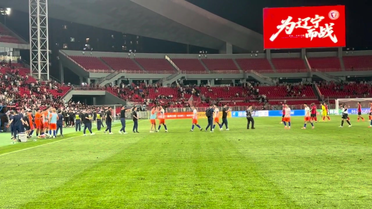泽卡2射1传主宰比赛,山东客场5-1大胜辽宁铁人 泽卡2射1传主宰比赛,山东客场5-1大胜辽宁铁人