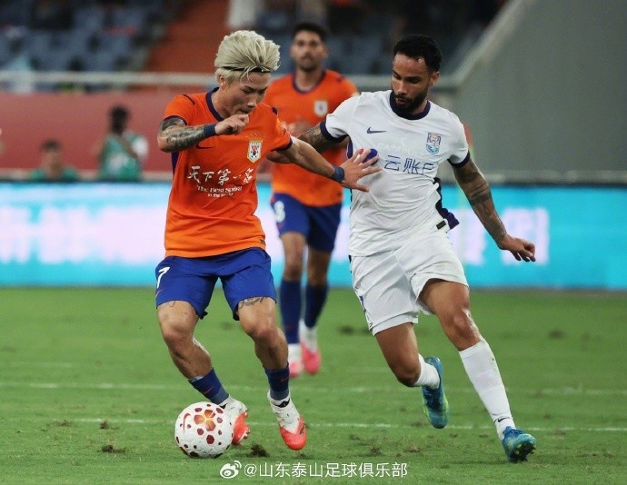 山东泰山2比1逆转天津津门虎