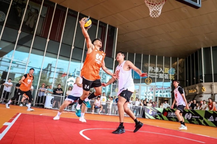 FIBA Open 3x3长宁站落幕:KOTC加时逆转夺冠,闵行动小鹿不败封后 FIBA Open 3x3长宁站落幕:KOTC加时逆转夺冠,闵行动小鹿不败封后