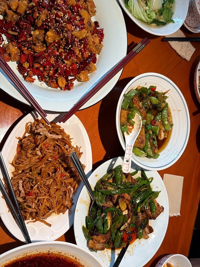 保罗·乔治妻子社媒晒随夫中国行照片:在上海的48小时! 保罗·乔治妻子社媒晒随夫中国行照片:在上海的48小时!