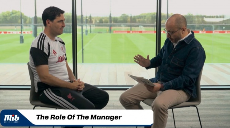 伊劳拉：维尔茨有时太急于接球 布拉德利是右后卫长远解决方案