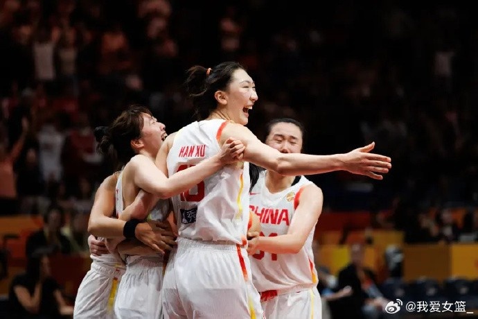 女篮世界杯综述：中国鏖战加时险胜捷克 美国险些不敌意大利